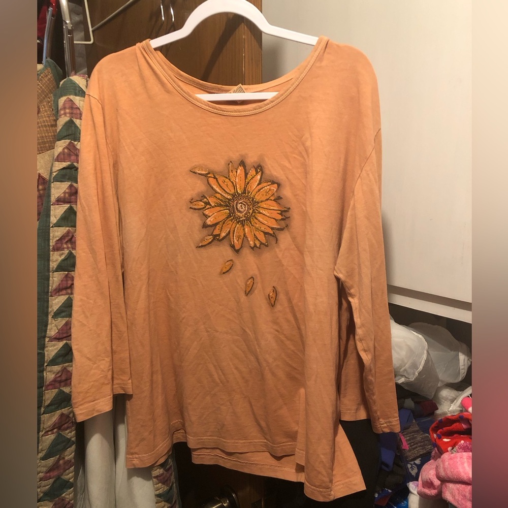 EC Organic Cotton Sunflower Tee- 950 *tee deal $30 or $25 w/offer